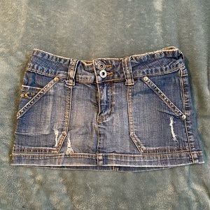 O’Neil mini skirt!